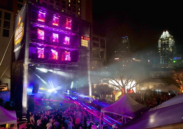At SXSW music festival, money talk abounds