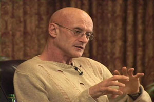 Ken Wilber Born in Oklahoma City, Oklahoma, Wilber received a bachelor’s degree in chemistry and biology and a Master’s degree in biochemistry but was most interested in Eastern philosophy particularly Tao Te Ching.
