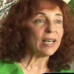 As a psychiatrist, Judith Orloff incorporates psychic intutition and energy medicine into her pratice. She began expriencing psychic premonitions, foreseeing illnesses, deaths and earthquakes at an early age.
