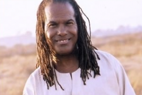 Reverend Michael Beckwith Author and New Thought Minister, Michael Beckwith founded the Agape International Spiritual Center in 1986 in Culver City, California. The center is a transdenominational community, members of which study and practice New Thought Ancient Wisdom.