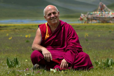 After training in biochemistry at the Institute Pasteur, Matthieu Ricard left science and moved to the Himalayas to pursue happiness and became a Buddhist monk.