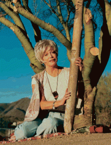 Lynn Andrews is a 21st Century Shaman and mystic life coach