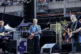 final show of Grateful Dead