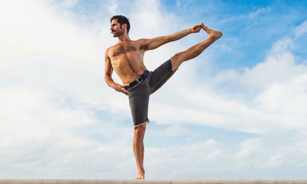 Yoga-Pose-101-Extended-Hand-to-Big-Toe-Pose-awaken