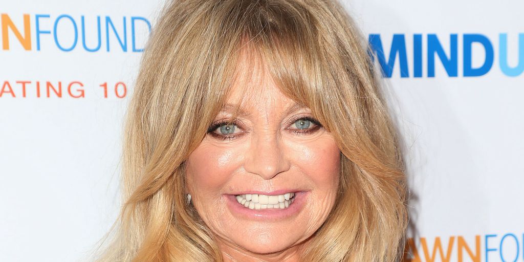 Goldie-Hawn-awaken