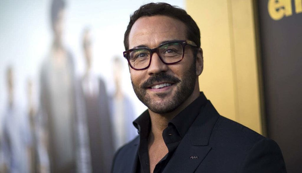 Jeremy-Piven-awaken