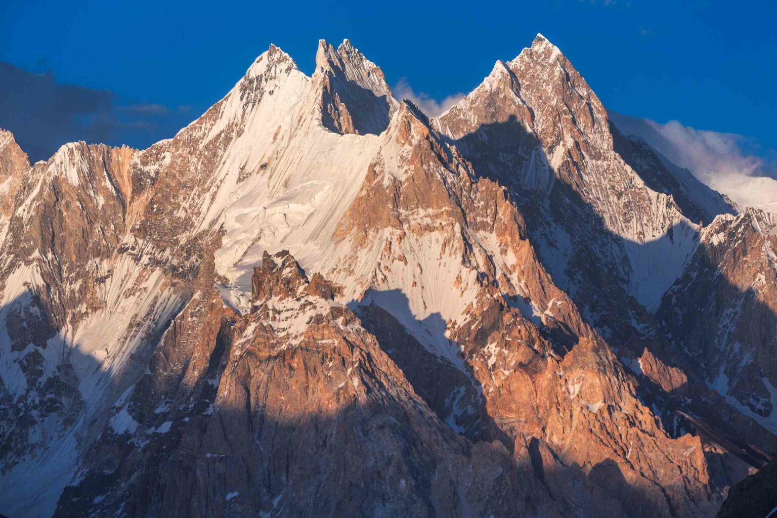 The 15 Tallest Mountains In The World Awaken