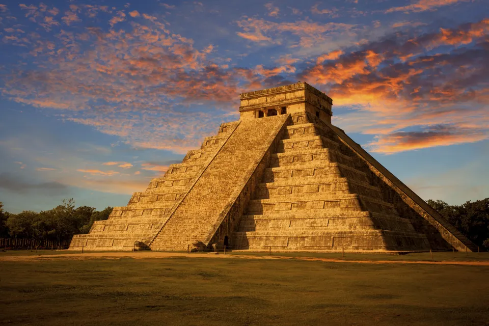 Chichén Itzá, Mexico-awaken