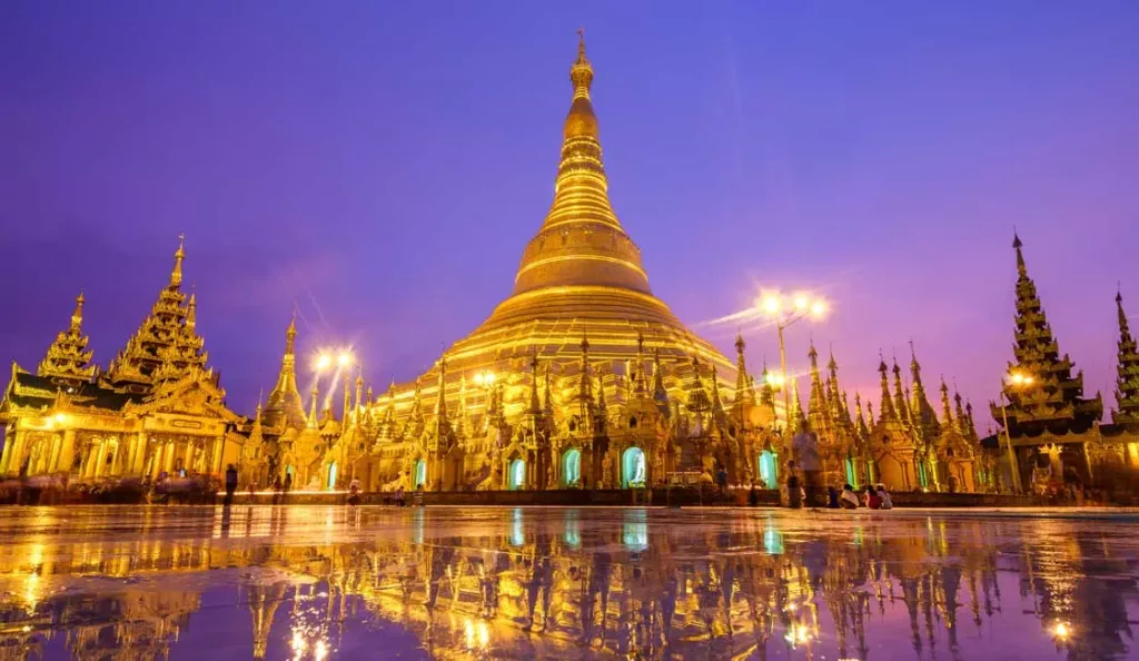 Shwedagon-Pagoda-Guide-Sunset-awaken