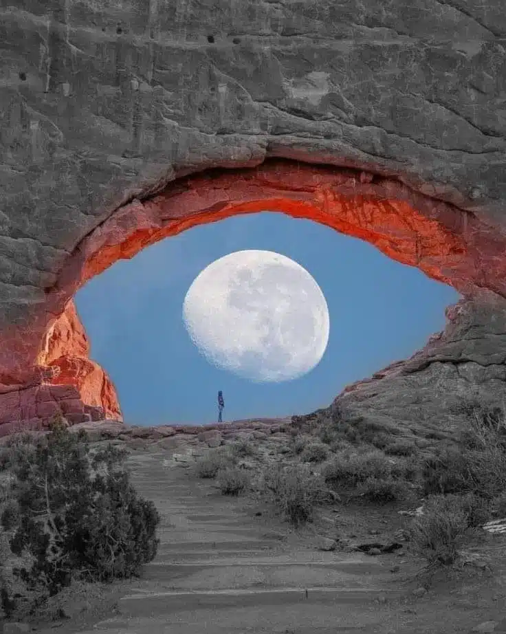 Arches National Park in Utah, USA-awaken