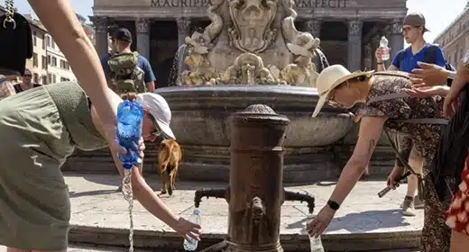 Tourists continually drink water -awaken